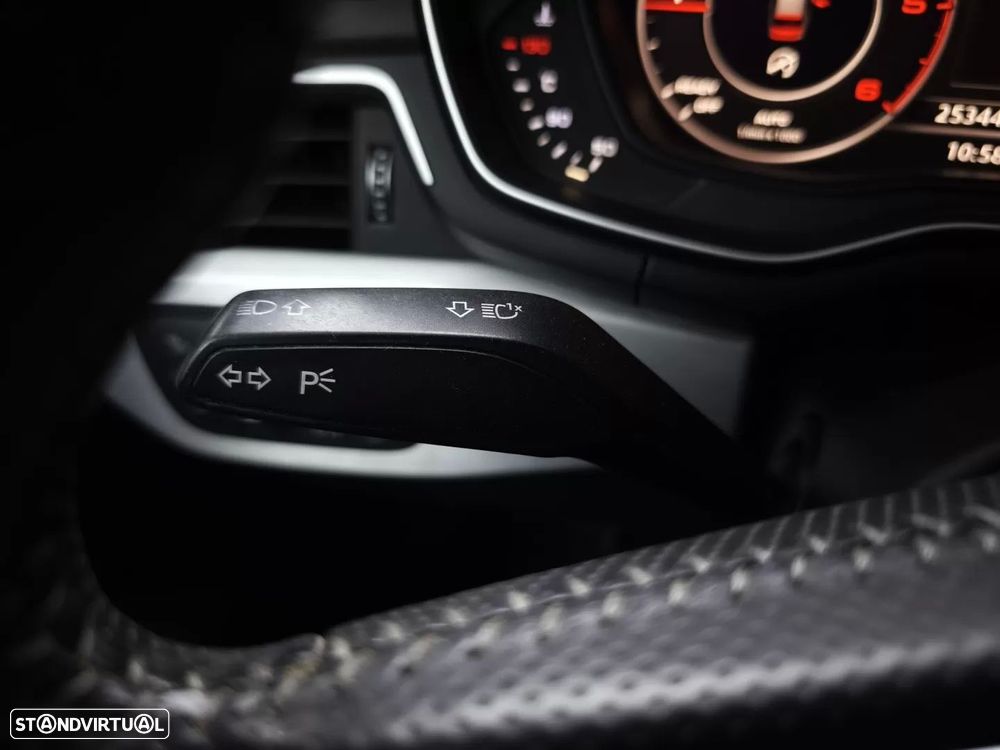 Audi A4 Avant 2.0 TDI S-line - 27