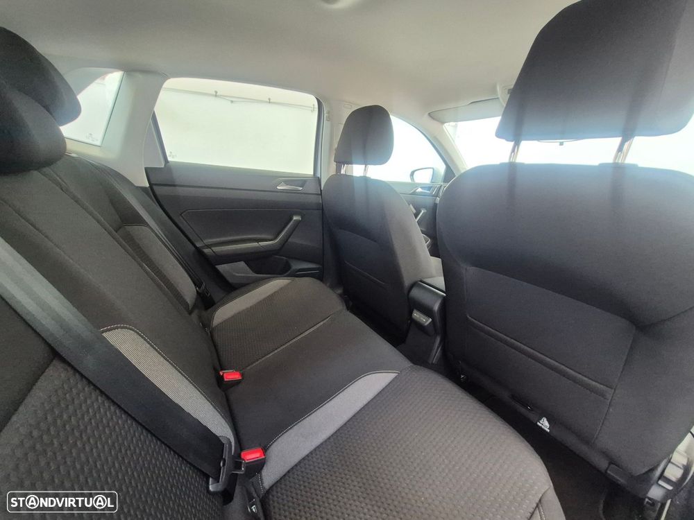 VW Polo 1.0 TSI Urban DSG - 27