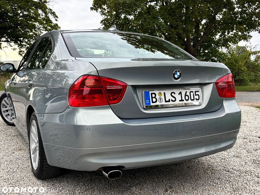 BMW Seria 3 - 22