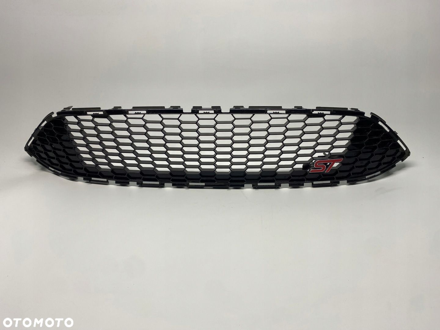 GRILL GÓRNY ATRAPA FORD FOCUS MK3 LIFT ST F1EJ-8200-A1 - 1