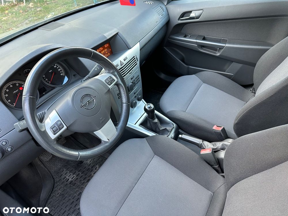 Opel Astra - 11