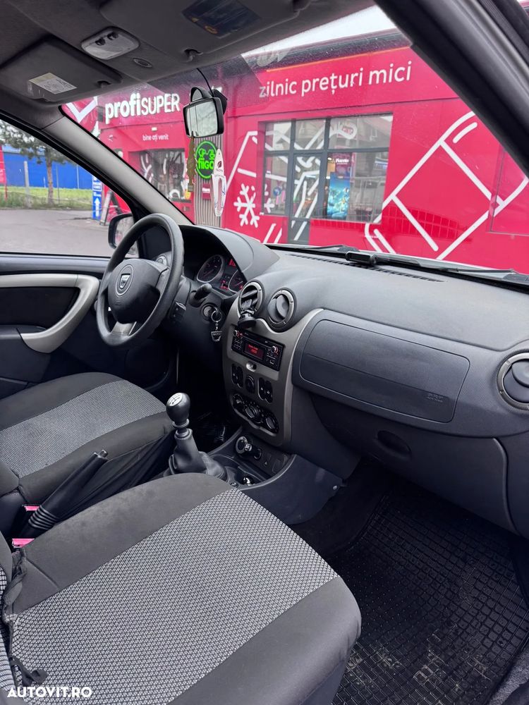 Dacia Duster 1.5 dCi 4x4 Ambiance - 9
