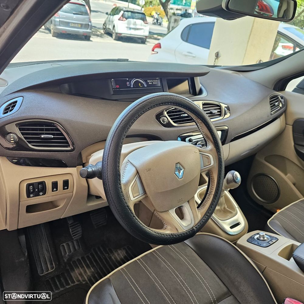 Renault Grand Scénic 1.5 dCi Luxe 7L - 27