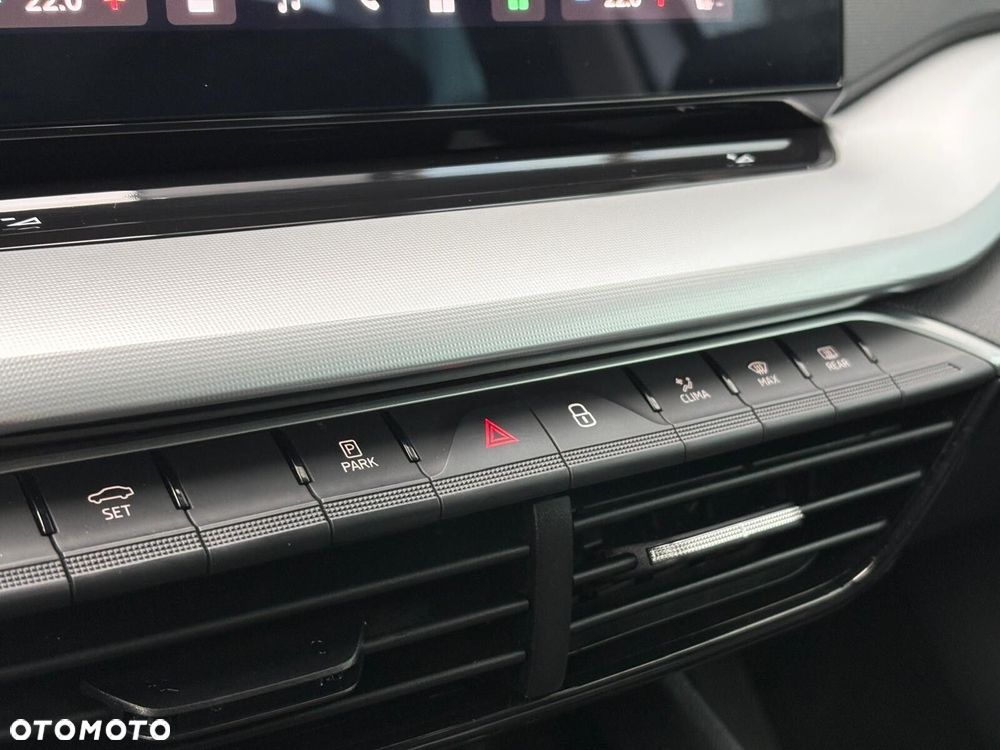 Skoda Octavia 1.5 TSI Drive Selection - 27