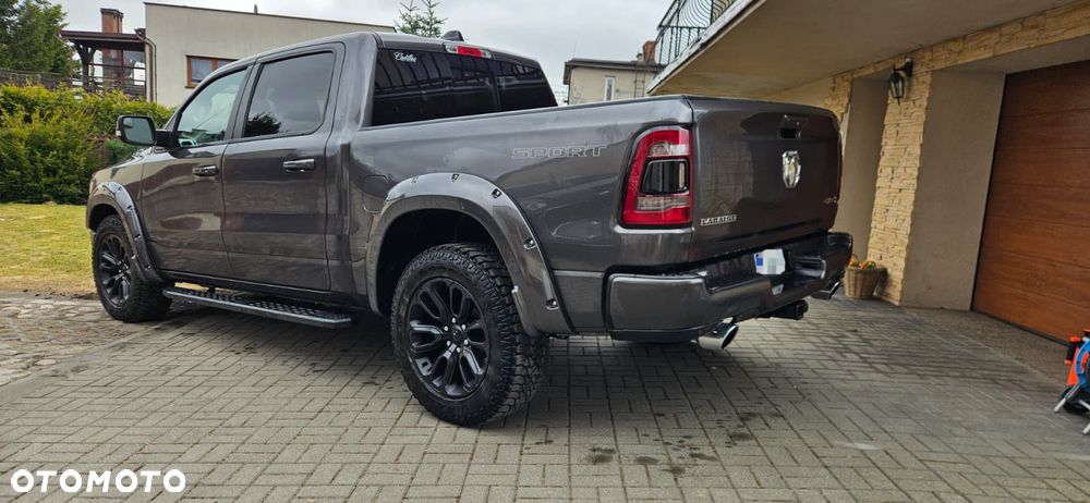 Dodge RAM - 12