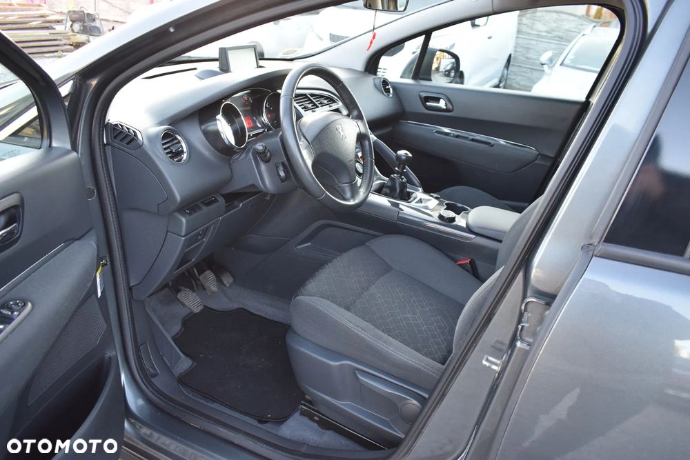 Peugeot 3008 HDi 115 Allure - 6