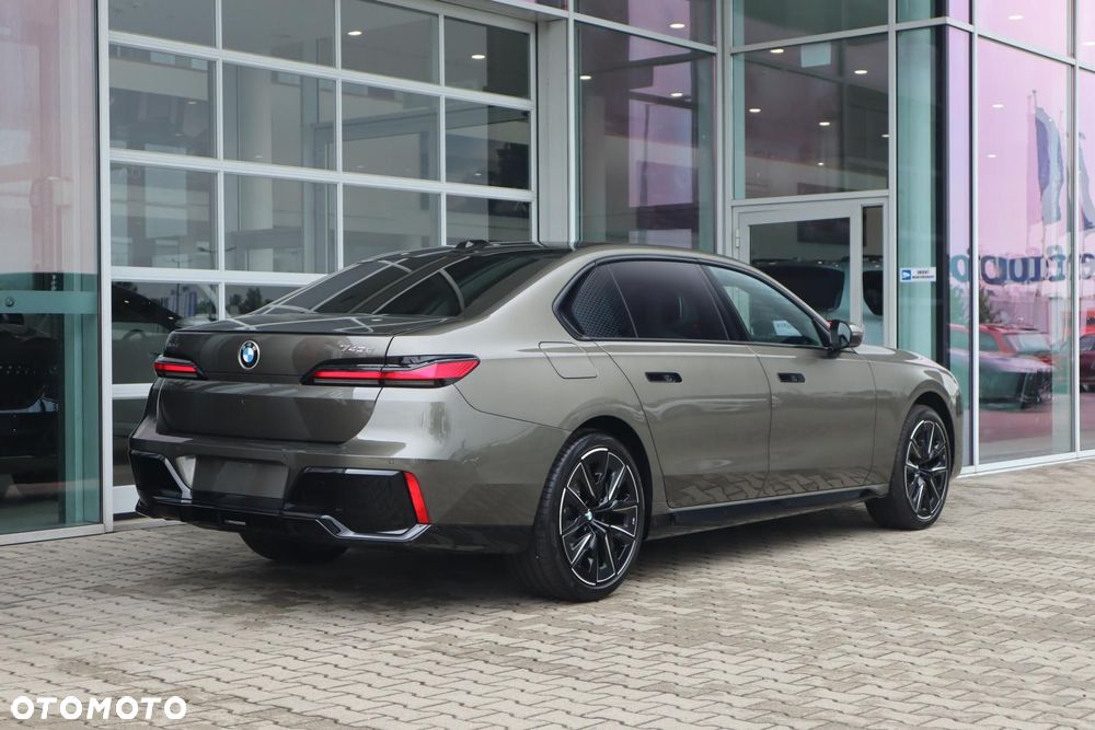 BMW Seria 7 - 7
