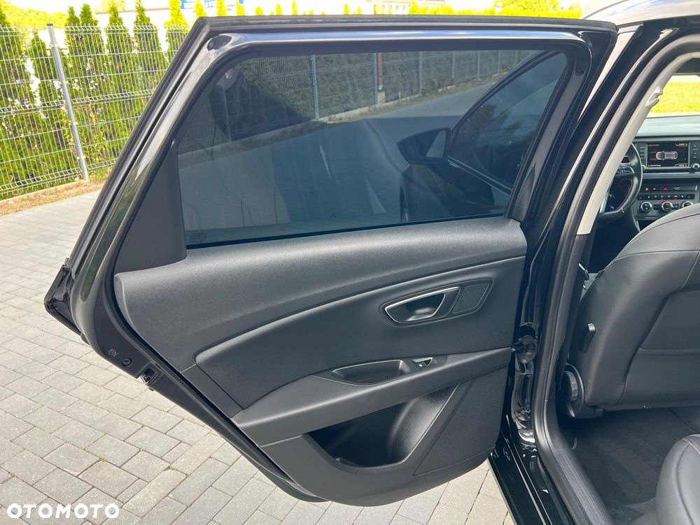 Seat Leon 1.4 EcoTSI FR Black S&S - 25