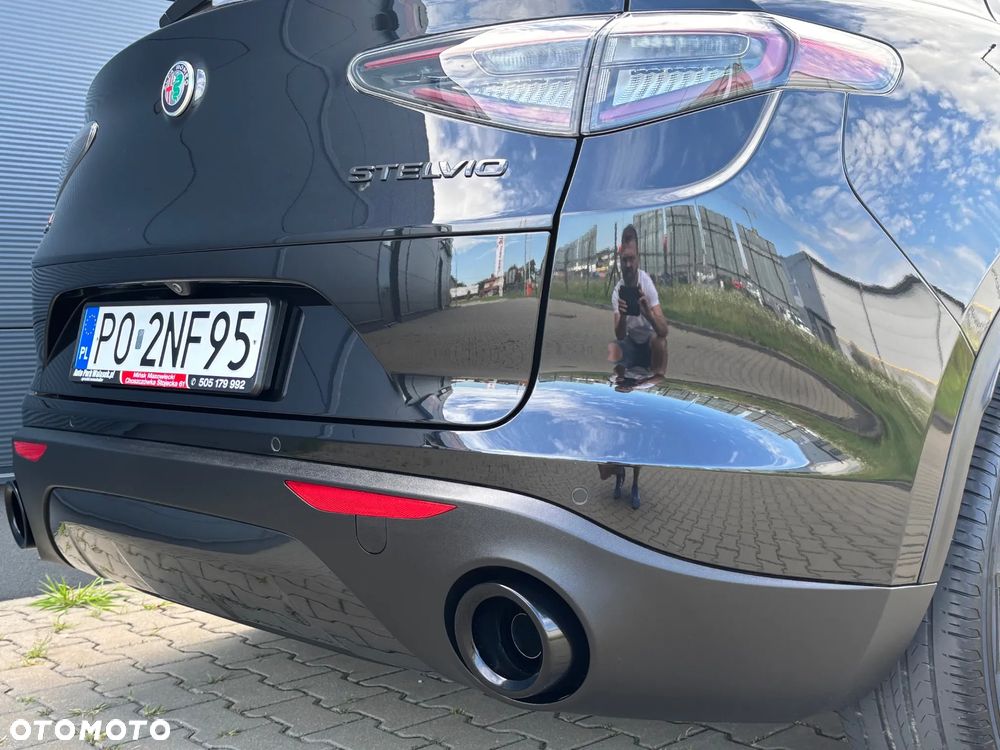 Alfa Romeo Stelvio 2.2 JTDM Executive Q4 - 14