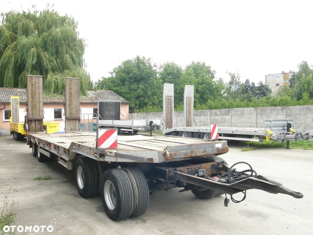 Müller-Mitteltal T40 1999rok 4 osiowa przyczepa niskopodwoziowa z Niemiec - 12