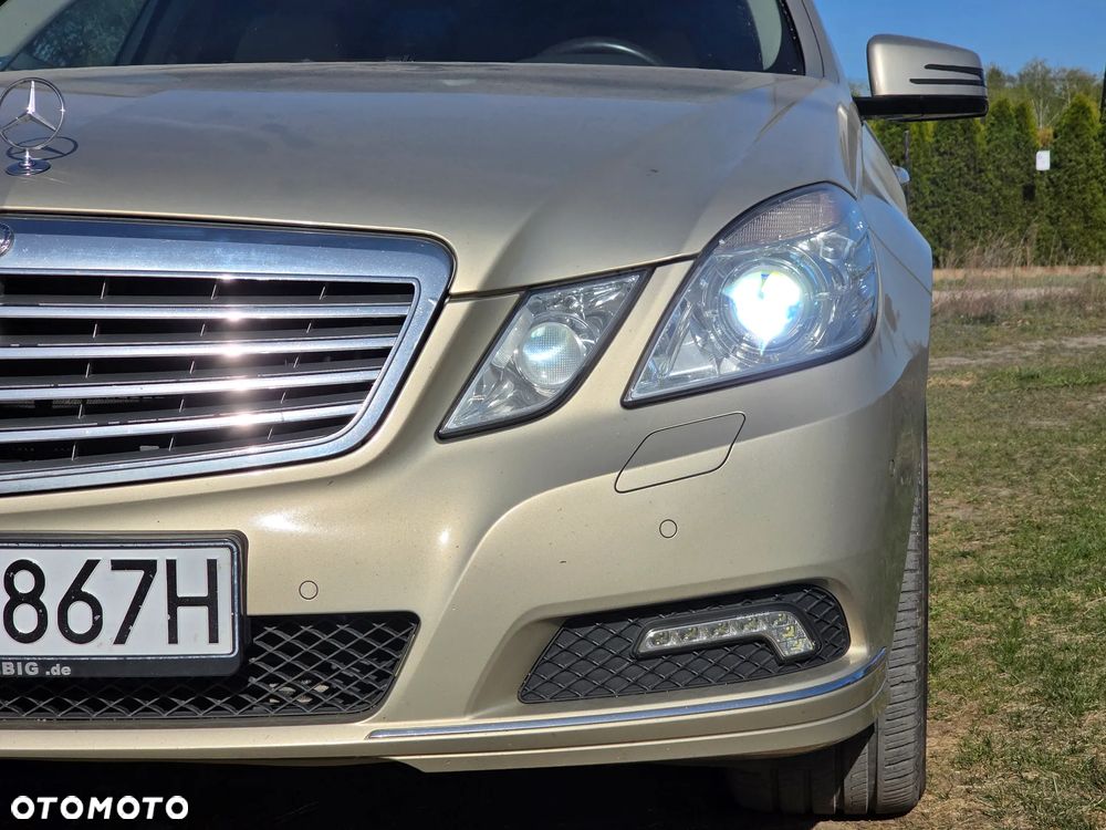 Mercedes-Benz Klasa E 250 CDI DPF BlueEFFICIENCY Automatik Elegance - 15