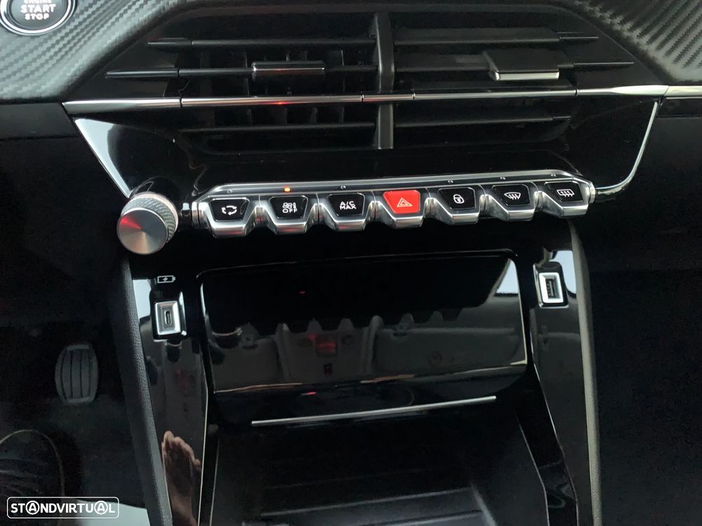 Peugeot 2008 1.5 BlueHDi Allure Pack - 28