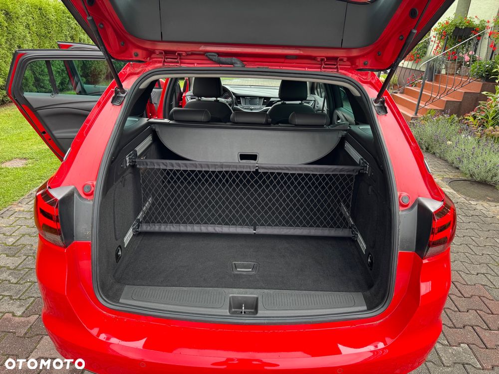 Opel Astra 1.4 Turbo Start/Stop Sports Tourer Innovation - 24