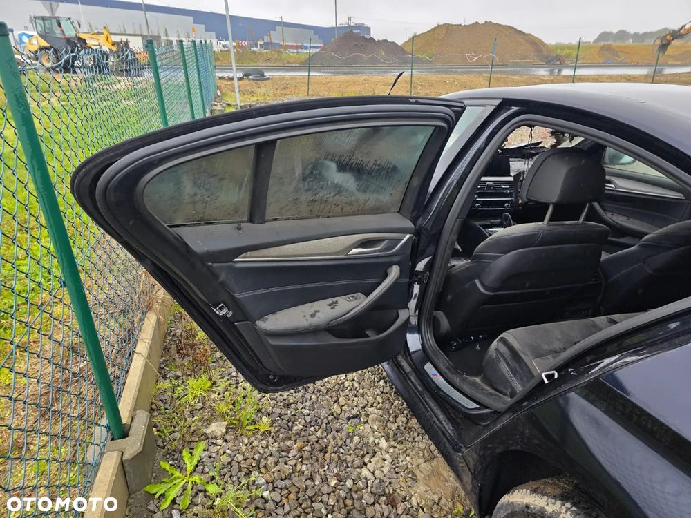 BMW Seria 5 520d xDrive M Sport sport - 10