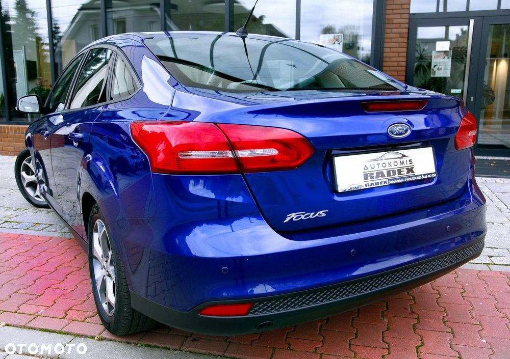 Ford Focus 1.6 Trend Sport - 28