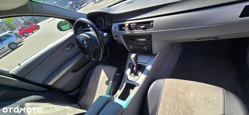 BMW Seria 3 - 18