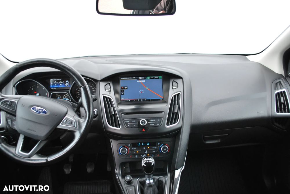 Ford Focus 1.5 TDCi Titanium - 22