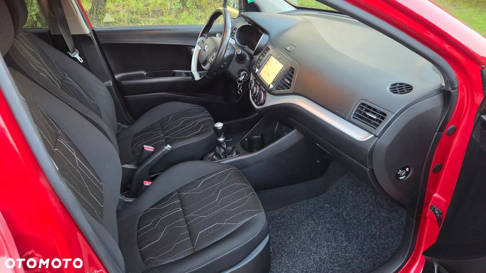 Kia Picanto 1.0 ISG UEFA EURO 2016 - 7