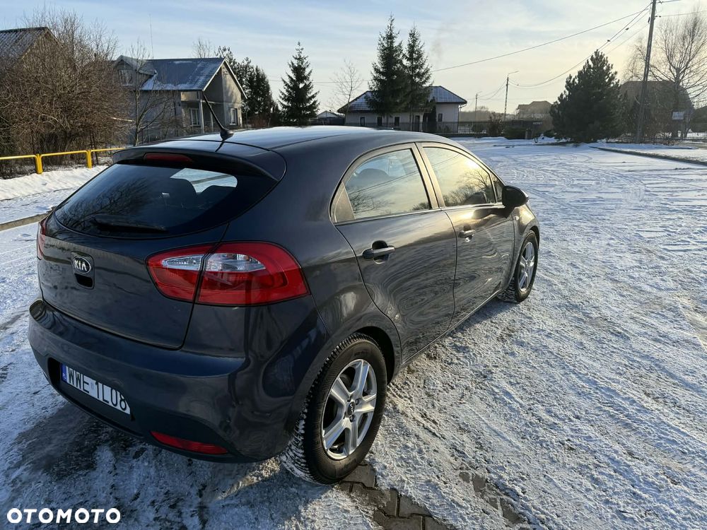Kia Rio 1.2 M - 4
