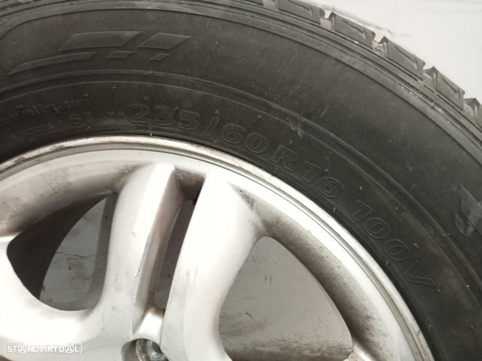 CONJUNTO DE PNEUS KIA SPORTAGE KM - 9