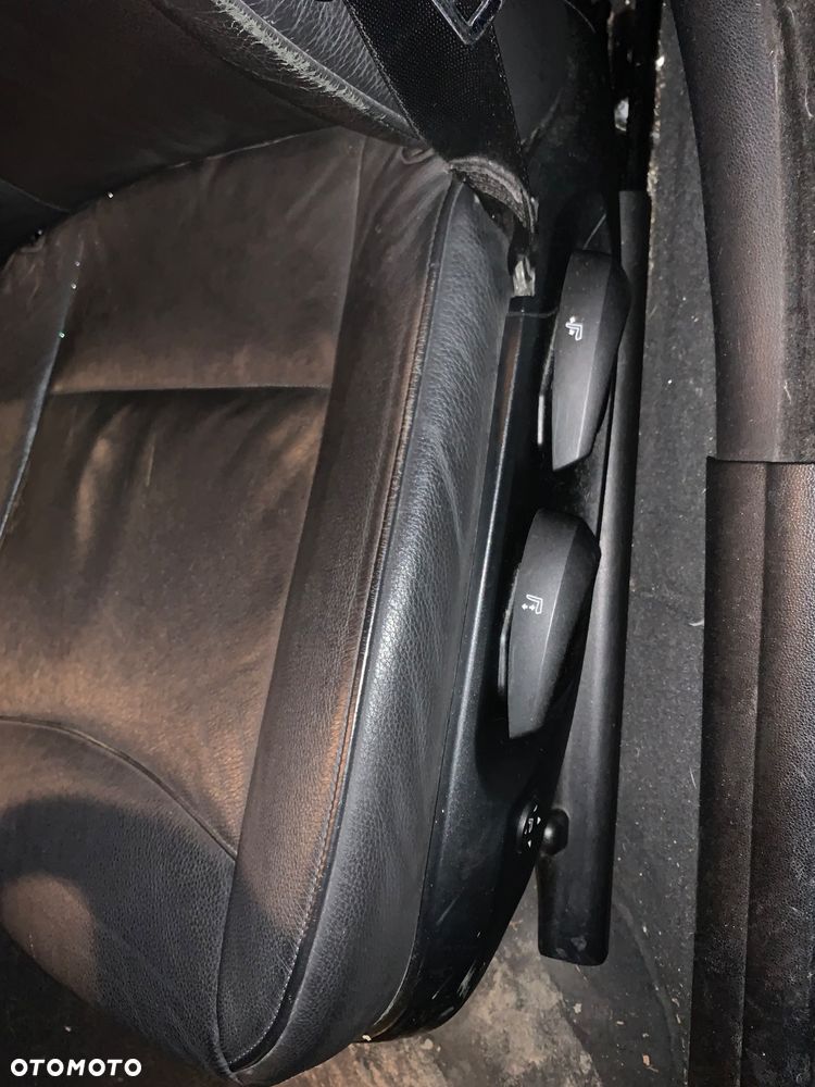 BMW E90 Komplet fotele skórzane boczki kanapa w bd stanie grzane - 2