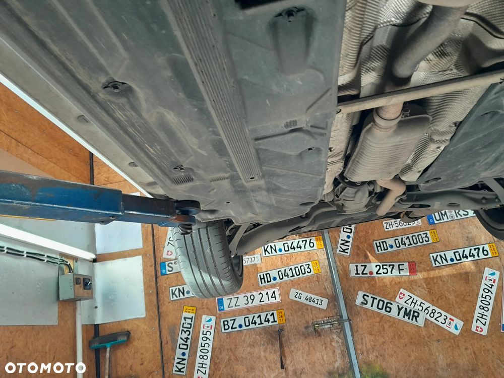 Mercedes-Benz Klasa C 200 Kompressor Elegance - 32