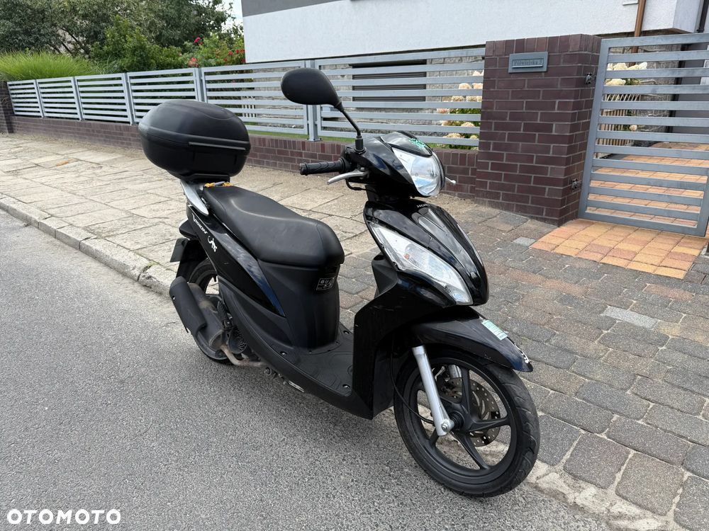Honda Vision - 1