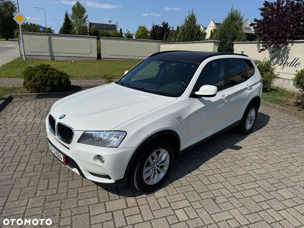 BMW X3 xDrive28i Sport-Aut - 2