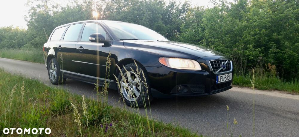 Volvo V70 2.0D Summum - 2