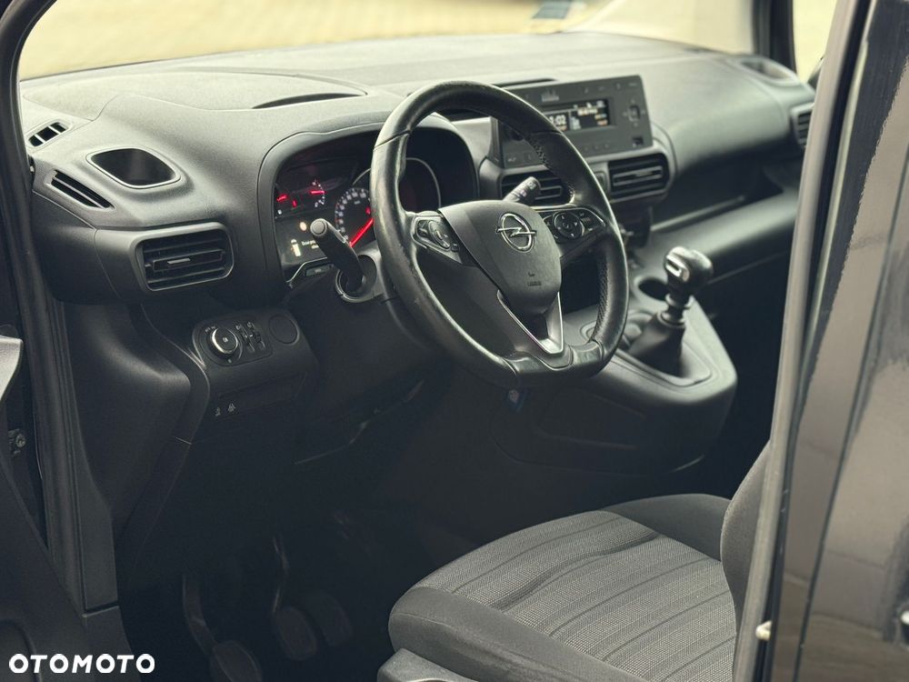 Opel Combo 1.2 Turbo Enjoy S&S - 24