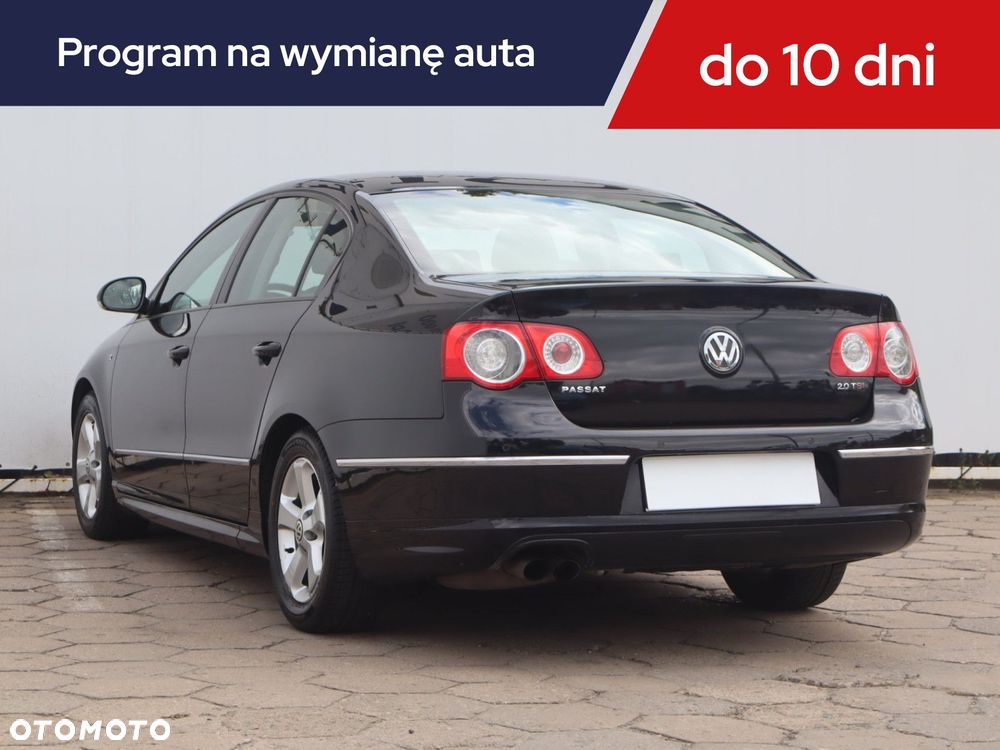 Volkswagen Passat - 6