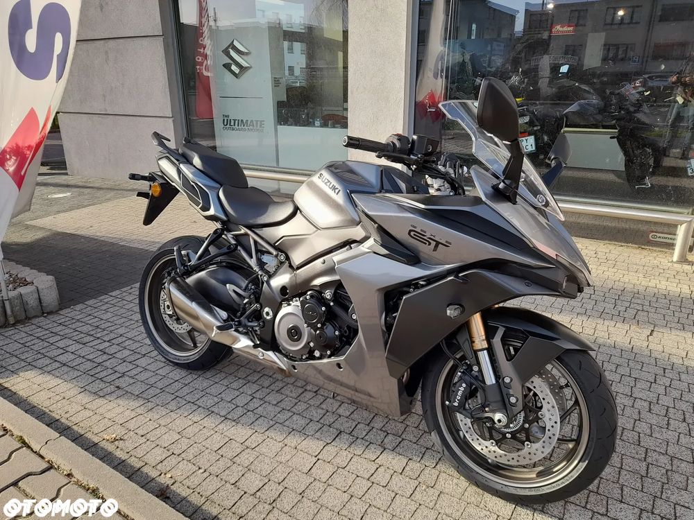 Suzuki GSX 1000 - 4