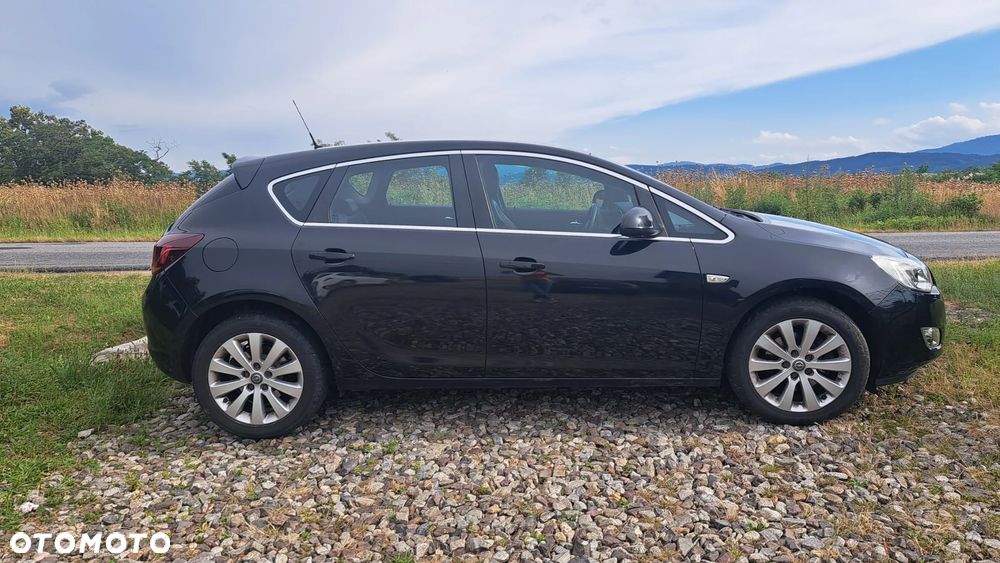 Opel Astra 1.7 CDTI DPF Innovation - 1