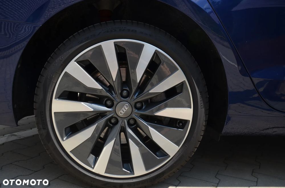 Audi A4 ver-avant-35-tdi-s-tronic-s-line - 9