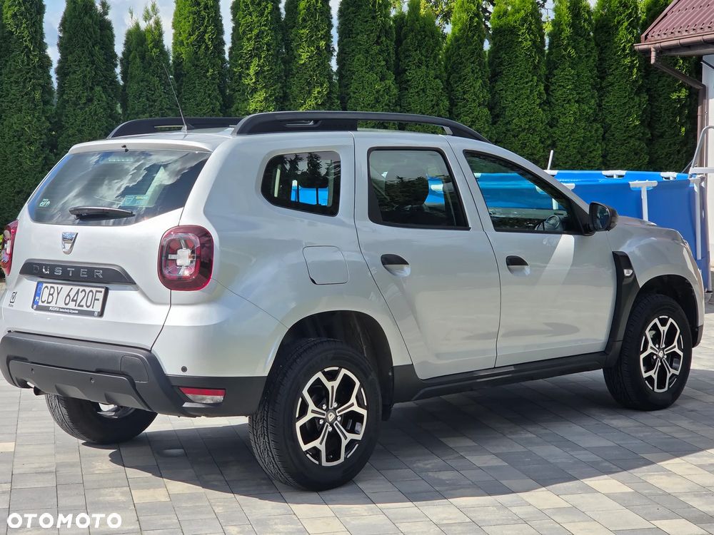 Dacia Duster 1.6 SCe Laureate S&S - 17
