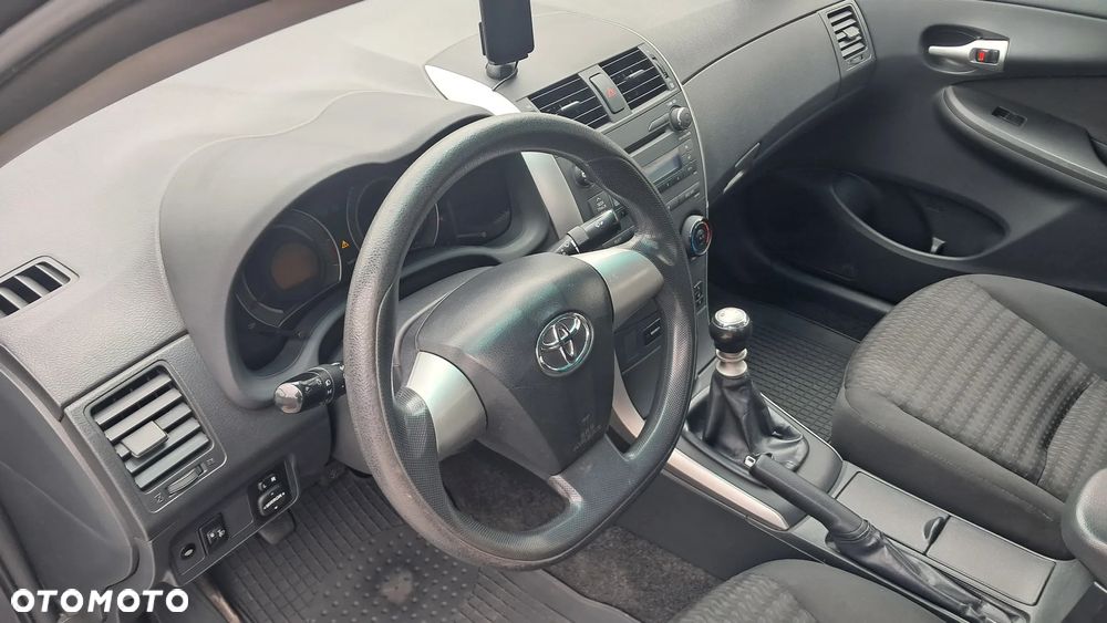 Toyota Corolla 1.6 Luna - 14