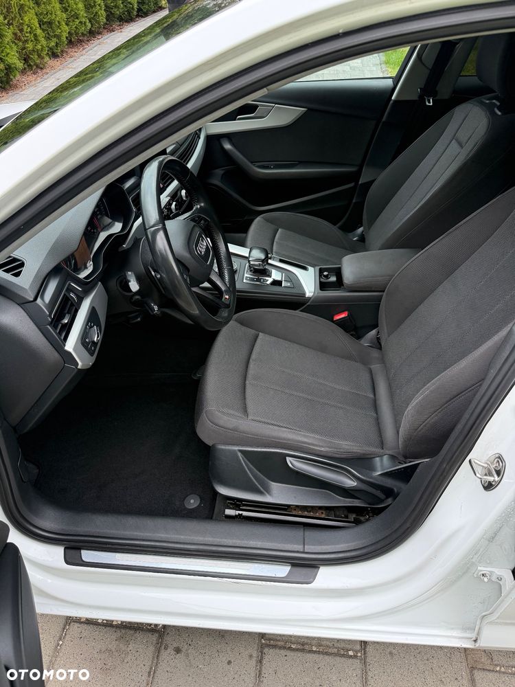 Audi A4 Avant 2.0 TDI ultra S tronic design - 13