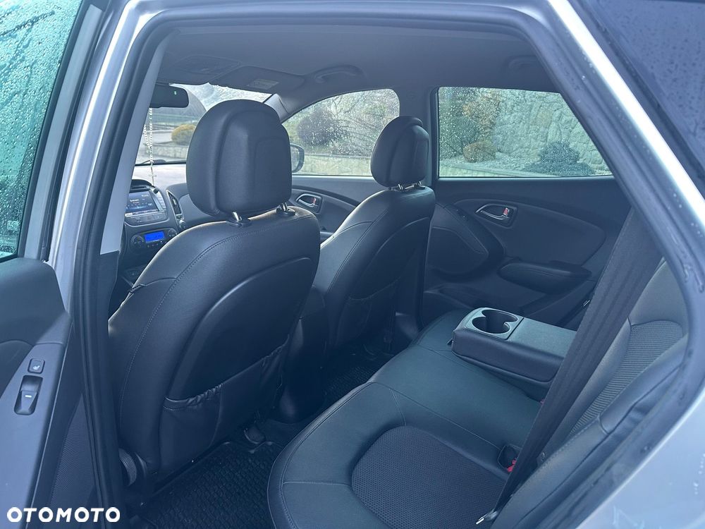 Hyundai ix35 2.0 CRDi 4WD Automatik Fifa World Cup Silver Edition - 7