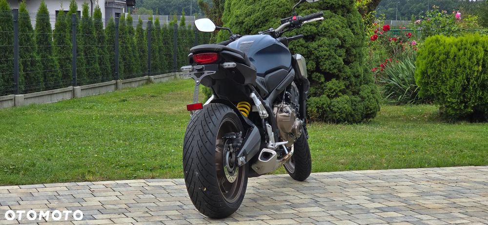 Honda CB - 9