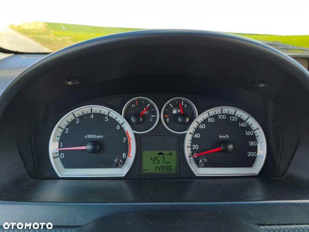 Chevrolet Aveo 1.4 16V LT - 11