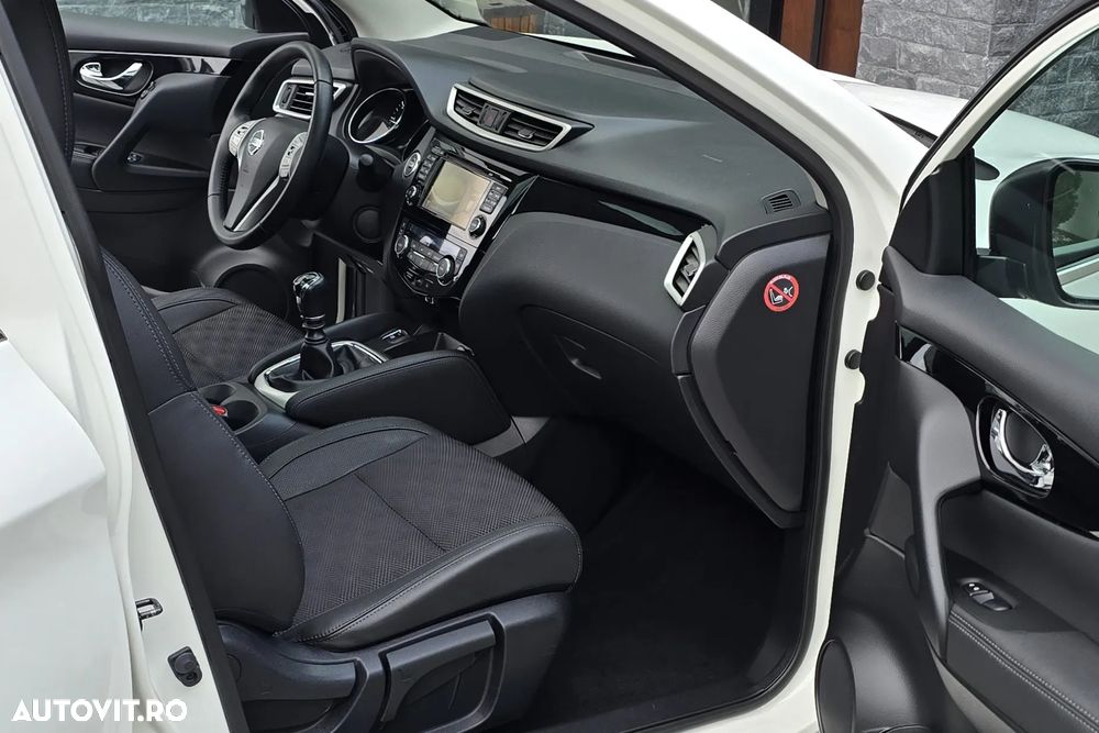 Nissan Qashqai 1.6 DCI TEKNA - 8