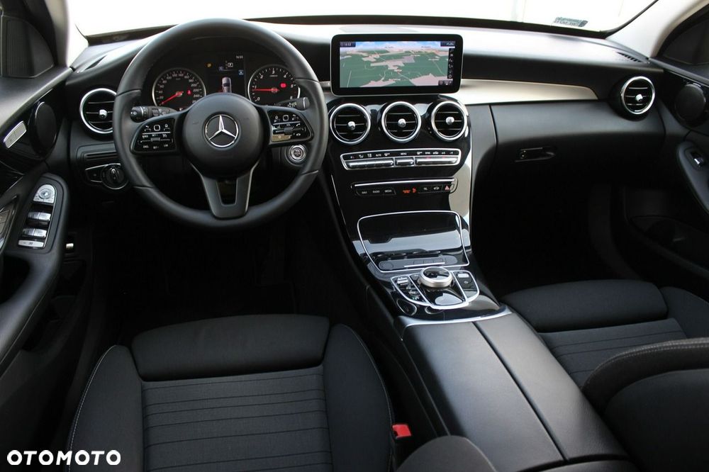 Mercedes-Benz Klasa C 200 d 9G-TRONIC Exclusive - 12