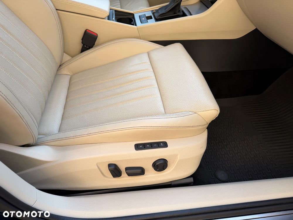 Skoda Superb 2.0 TSI 4x4 L&K DSG - 7