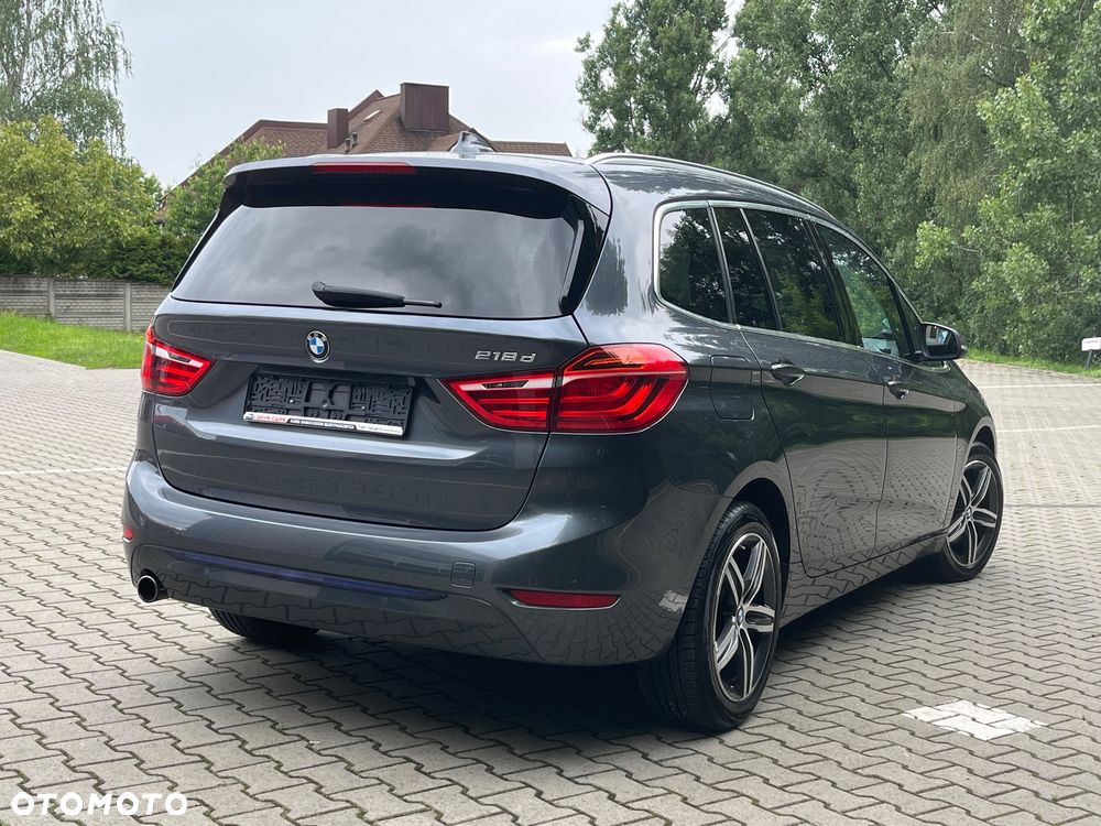 BMW Seria 2 218d Sport-Aut Sport Line - 31