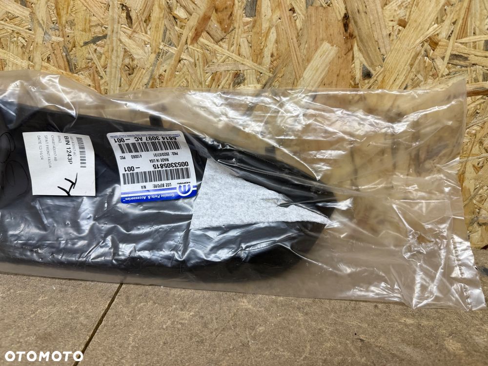 JEEP GRAND CHEROKEE LISTWA OZDOBNA ZDERZAKA Z PRZODU LEWA OE K68143097AC - 2