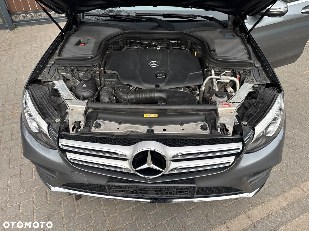 Mercedes-Benz GLC 250 d 4Matic 9G-TRONIC AMG Line - 20