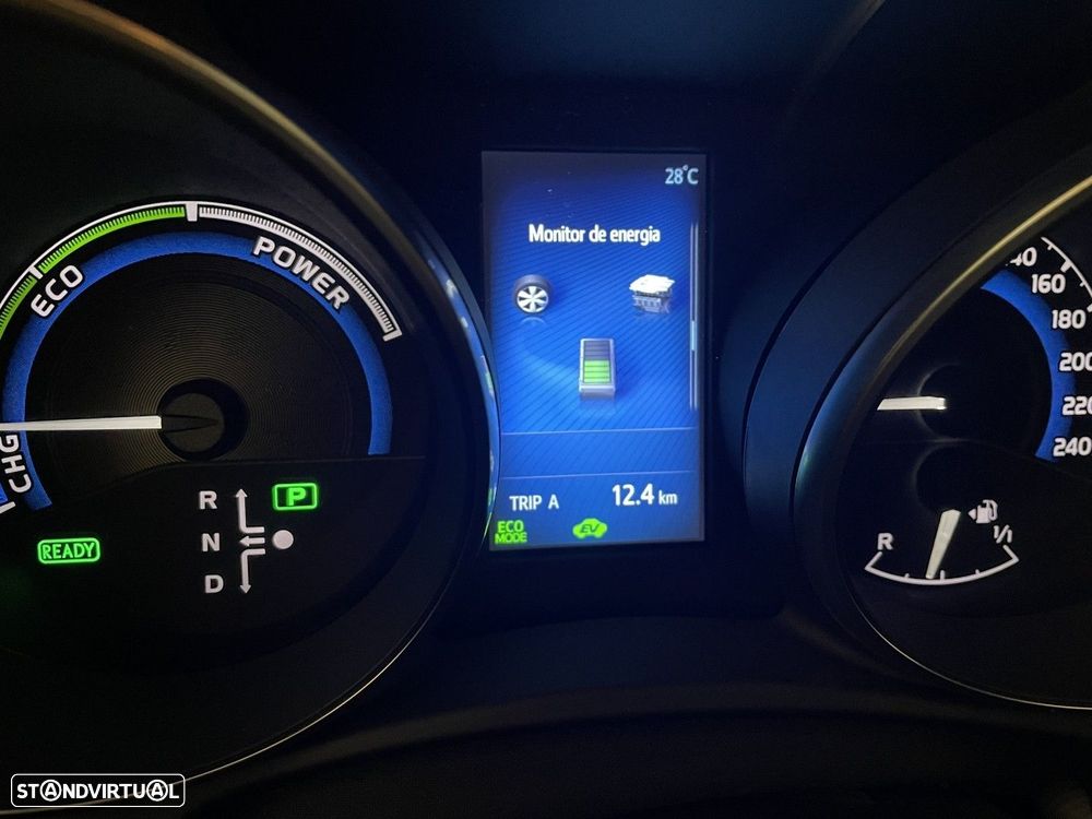 Toyota Auris 1.8 HSD Comfort +P.Techno+P.Sport - 2