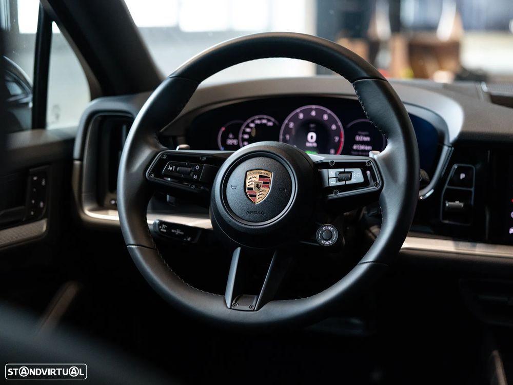 Porsche Cayenne Coupé E-Hybrid - 33