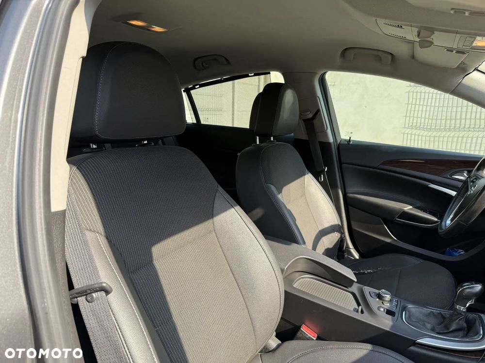 Opel Insignia - 16
