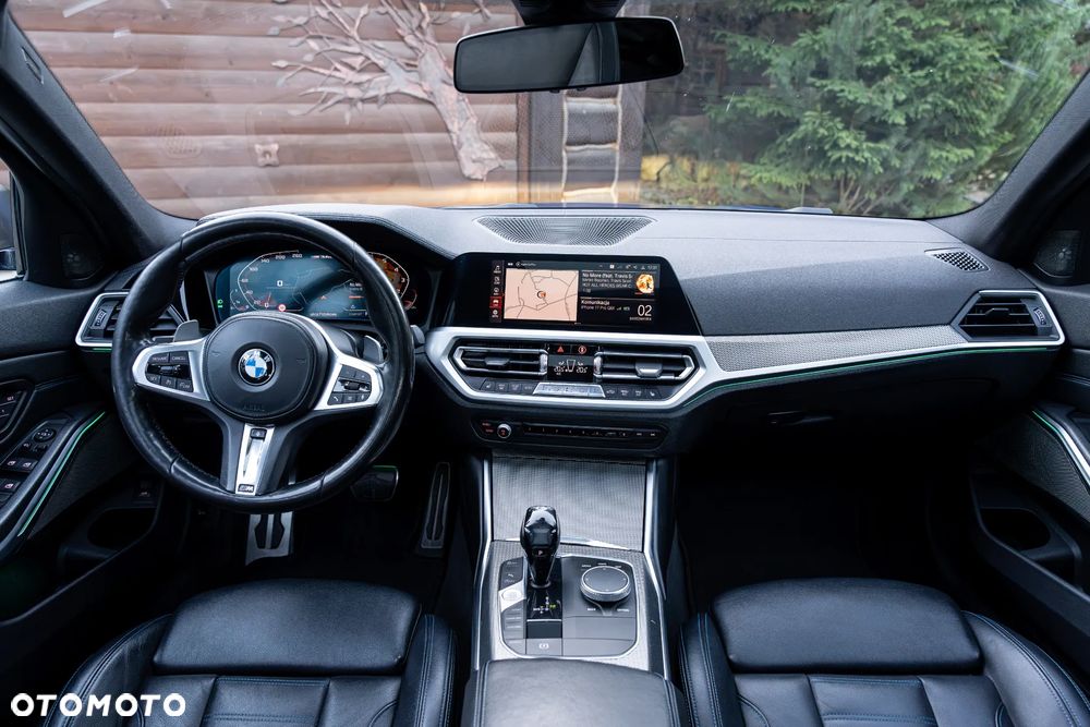 BMW Seria 3 M340i xDrive - 32